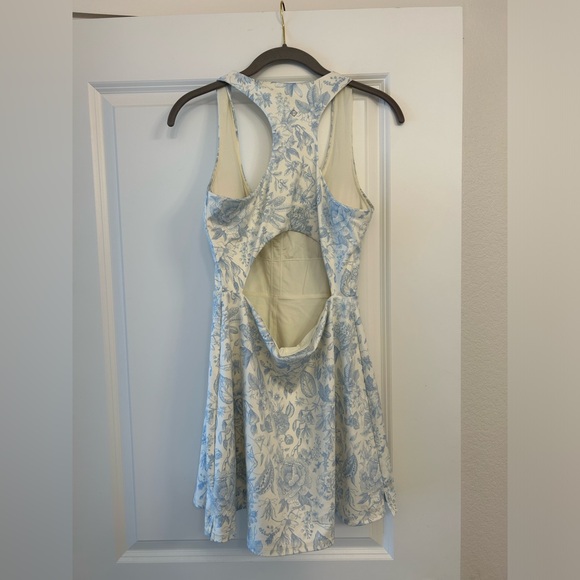 NWOT ANTONIO MELANI White Racerback ExerciseDress with Light Blue Floral Detail - Picture 2 of 3